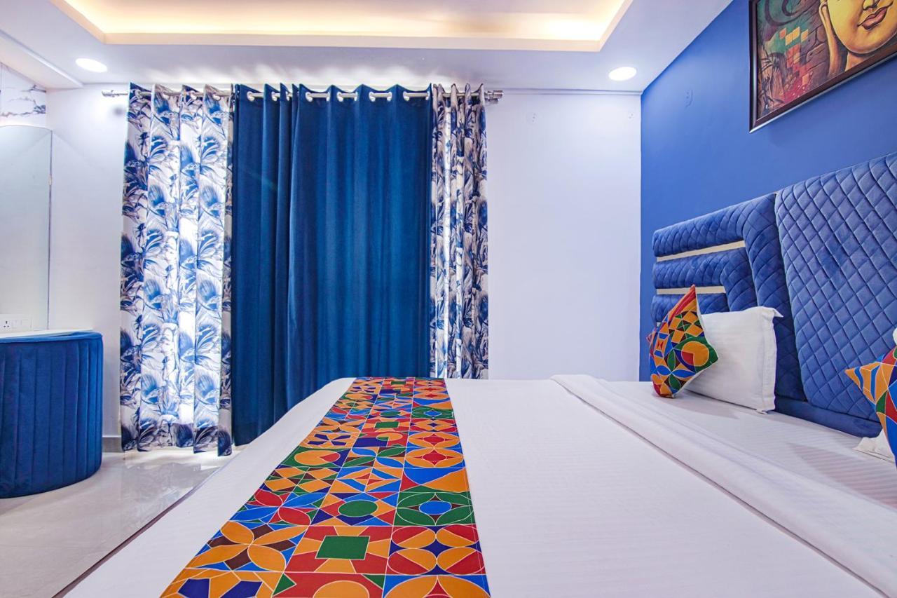 Fabhotel Satyam International Noida Exterior foto